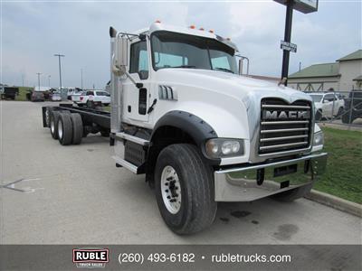 2015 Mack GU713