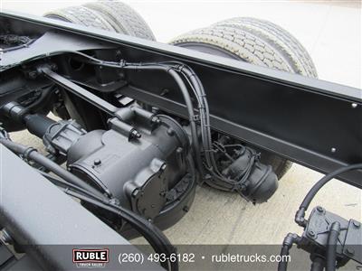 2015 Mack GU713