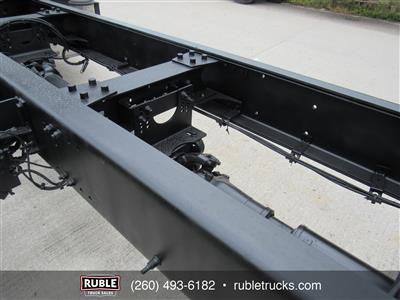 2015 Mack GU713