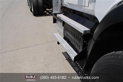 2014 Mack GU713