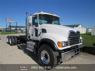 2005 Mack CV713