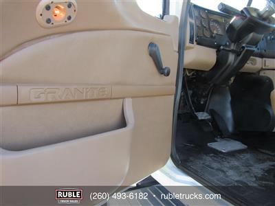 2005 Mack CV713
