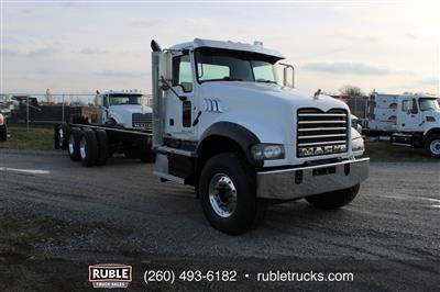 2014 Mack GU713