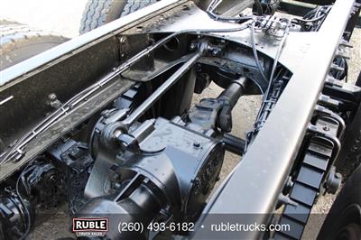 2014 Mack GU713