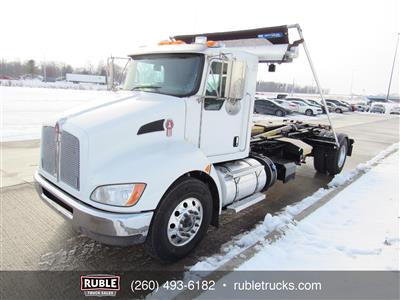 2022 Kenworth T370