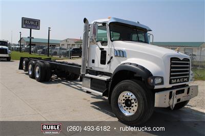 2013 Mack GU713