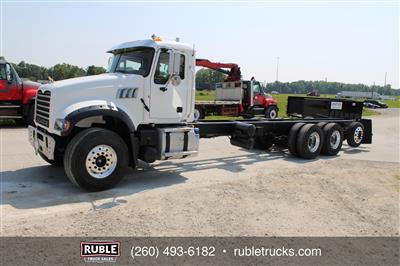 2013 Mack GU713