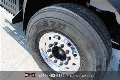 2013 Mack GU713