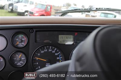 2006 Mack CV713