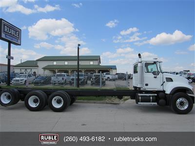2005 Mack CV713