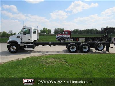 2005 Mack CV713
