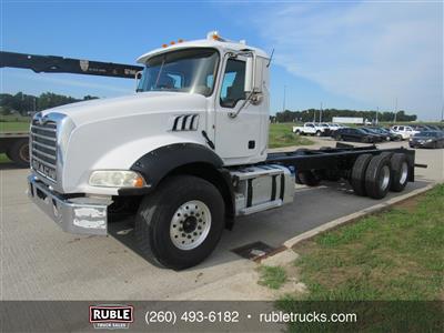 2012 Mack GU813