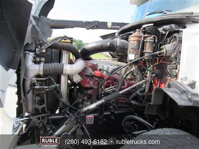 2012 Mack GU813