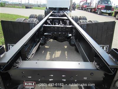 2012 Mack GU813