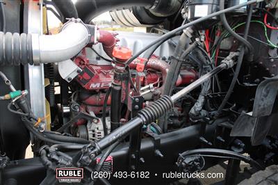 2013 Mack GU813