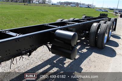2013 Mack GU713