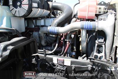 2013 Mack GU713