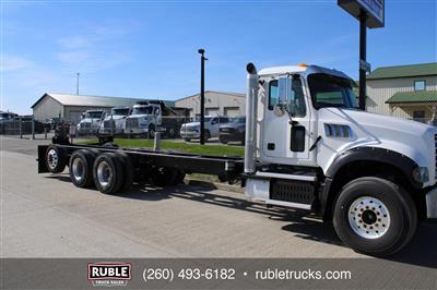 2013 Mack GU713