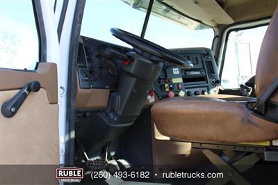 2013 Mack GU713