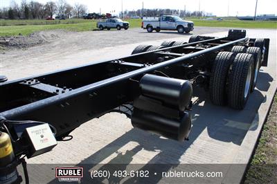 2013 Mack GU713