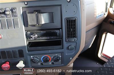 2013 Mack GU813