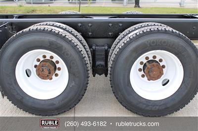 2006 Mack CV713