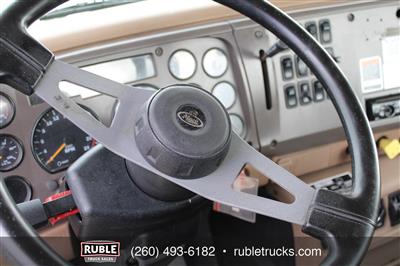 2006 Mack CV713