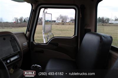 2006 Mack CV713