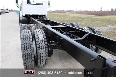 2006 Mack CV713
