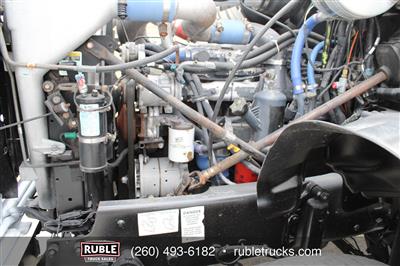2006 Mack CV713