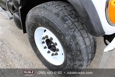 2006 Mack CV713
