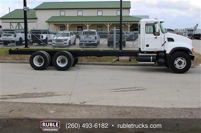 2005 Mack CV713