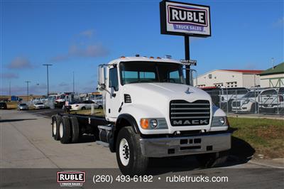 2007 Mack CV713