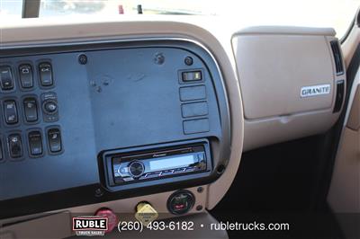 2007 Mack CV713
