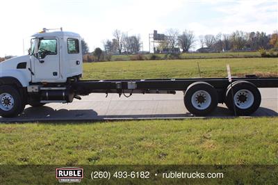 2006 Mack CV713