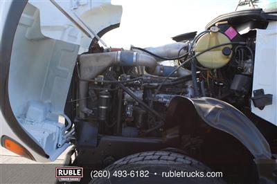 2006 Mack CV713
