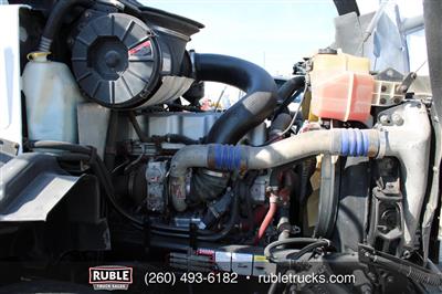2014 Mack GU813