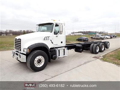 2013 Mack GU713