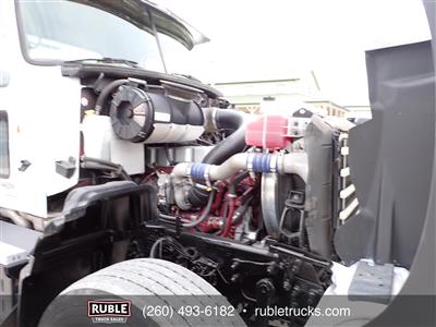2013 Mack GU713