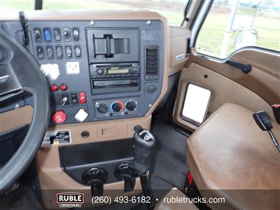 2013 Mack GU713