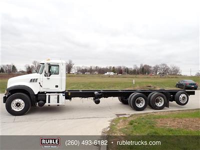 2013 Mack GU713