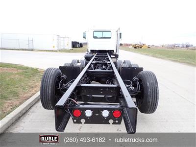 2013 Mack GU713