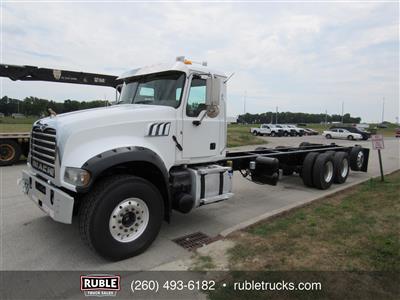 2013 Mack GU713