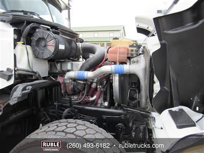 2013 Mack GU713