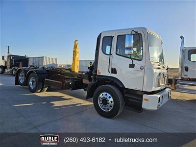 2024 Autocar ACMD42