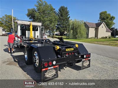 2024 Kenworth T380