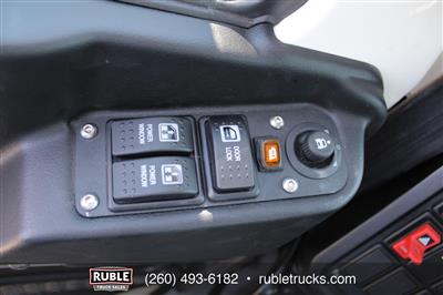 2025 Autocar DC64