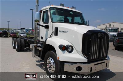 2025 Autocar DC64