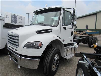 2027 Freightliner M2 106 BUSINESS CLASS