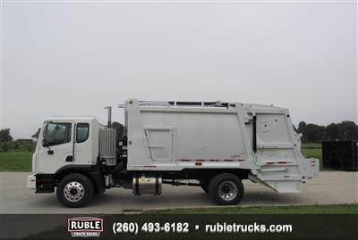 2024 Autocar ACMD42